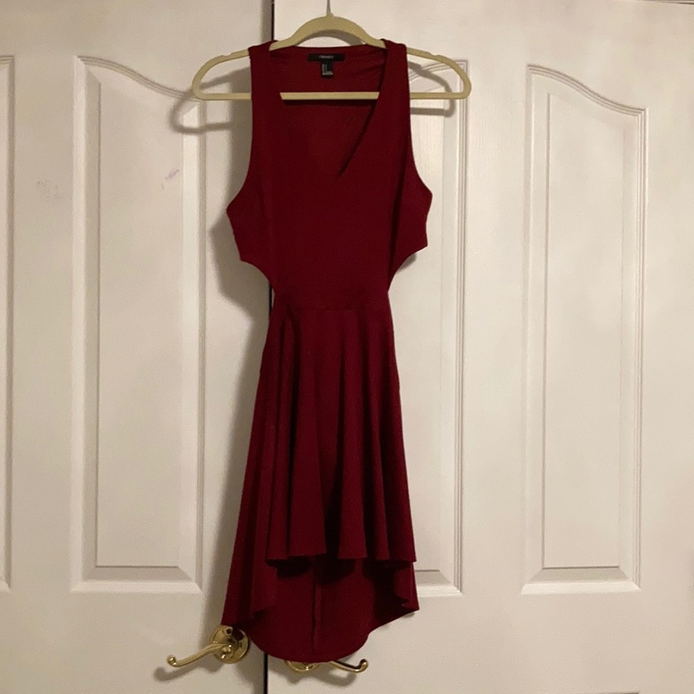 Little red dress! 💫 Forever 21 with cutout back
